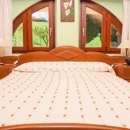 Nyaraló Ruben Miengo